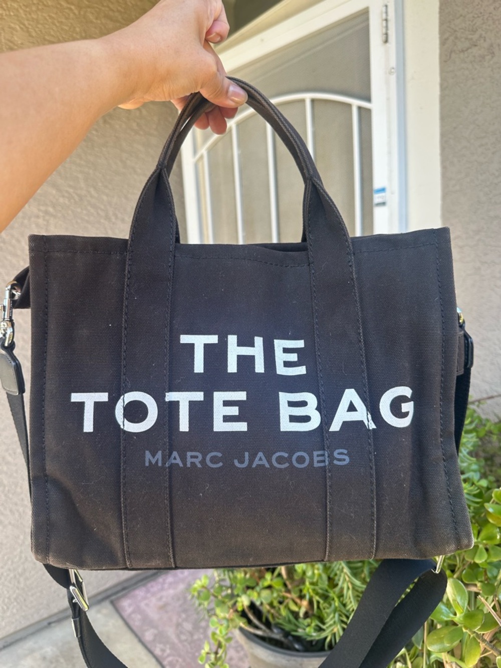 MARC JACOBS Black Canvas 'The Tote Bag' hand/crossbody bag